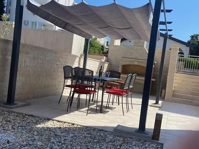 In With Sea View, Terrace, Air Conditioning, Wifi 4534-4 Apartmán Punat