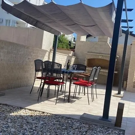 In With Sea View, Terrace, Air Conditioning, Wifi 4534-4 Apartment Punat