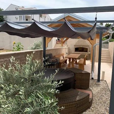 Apartment In With Sea View, Terrace, Air Conditioning, Wifi 4534-4