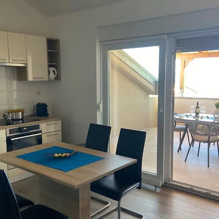 In With Sea View, Terrace, Air Conditioning, Wifi 4534-4 Apartment Punat