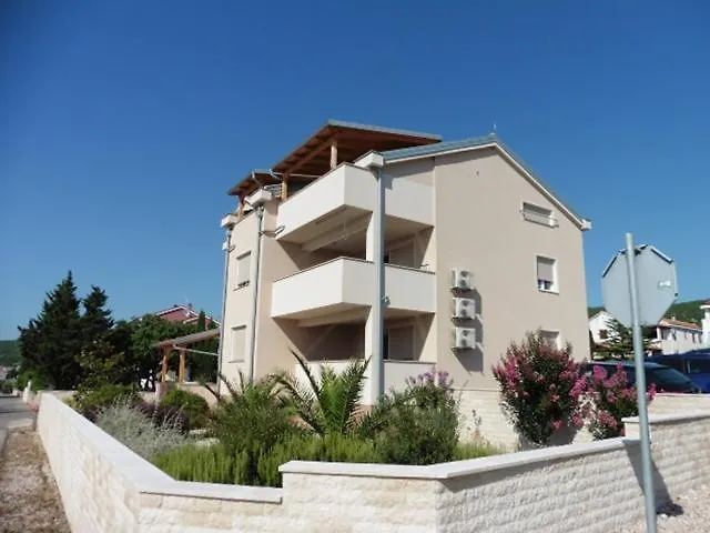 In With Sea View, Terrace, Air Conditioning, Wifi 4534-4 * Punat